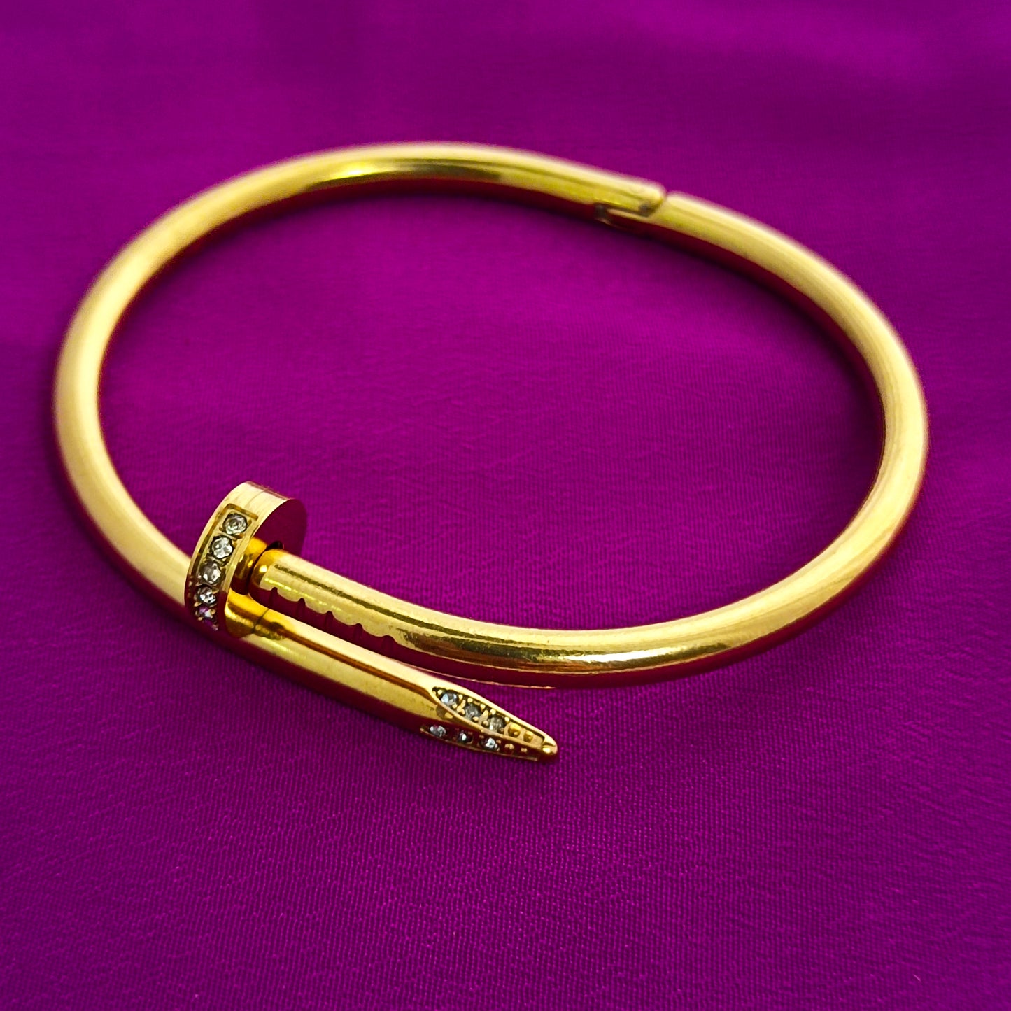 8K Gold-Plated Heart Nail Bracelet – Polished Stainless Steel