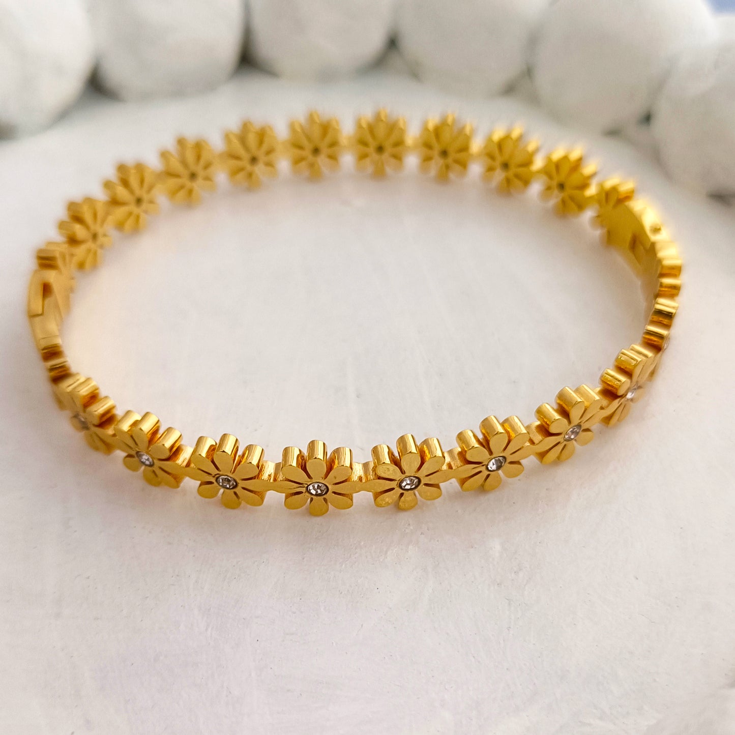 Golden Blossom Bangle Bracelet – 18K Gold Plated