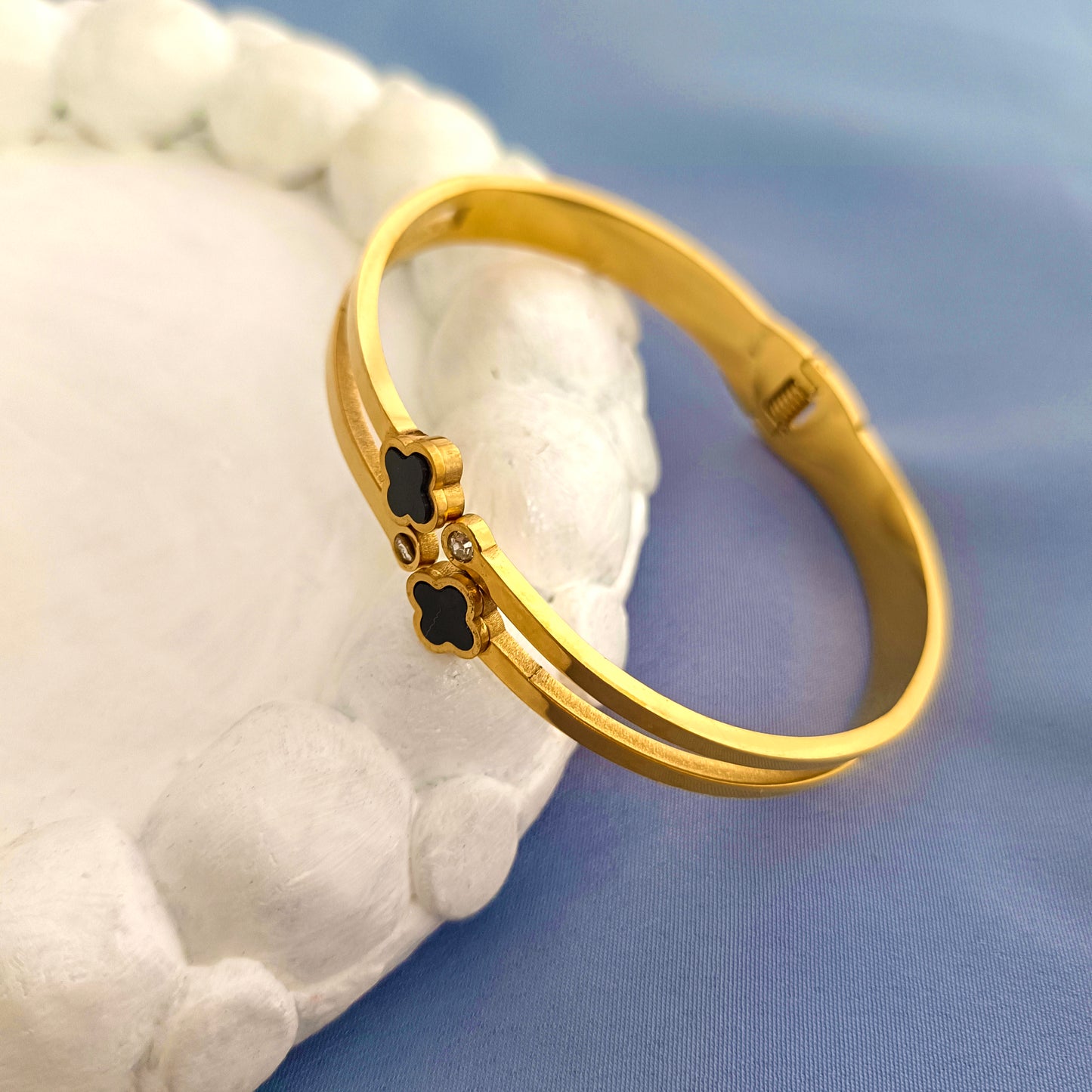 18K Gold-Plated Zircon Bracelet Set – Elegant & Versatile