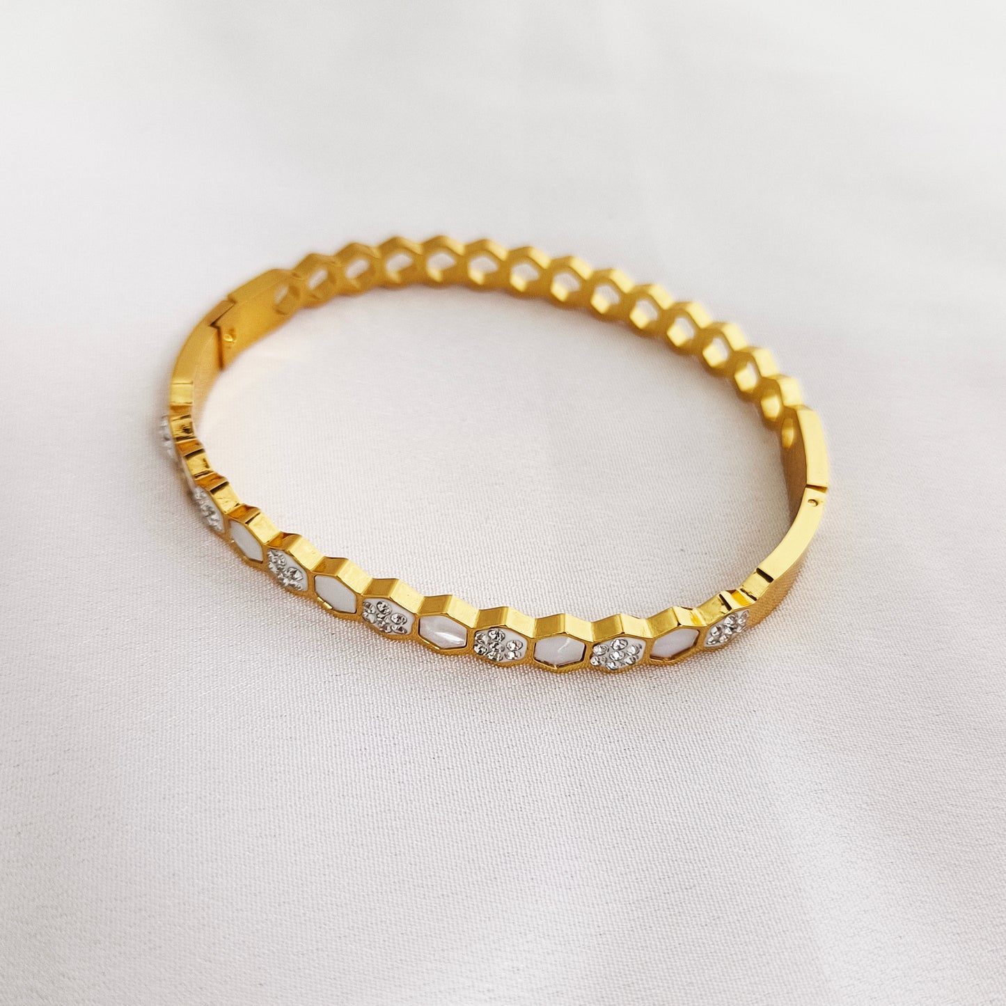 18K Gold-Plated Anti-Tarnish Hexagonal Openable Kada