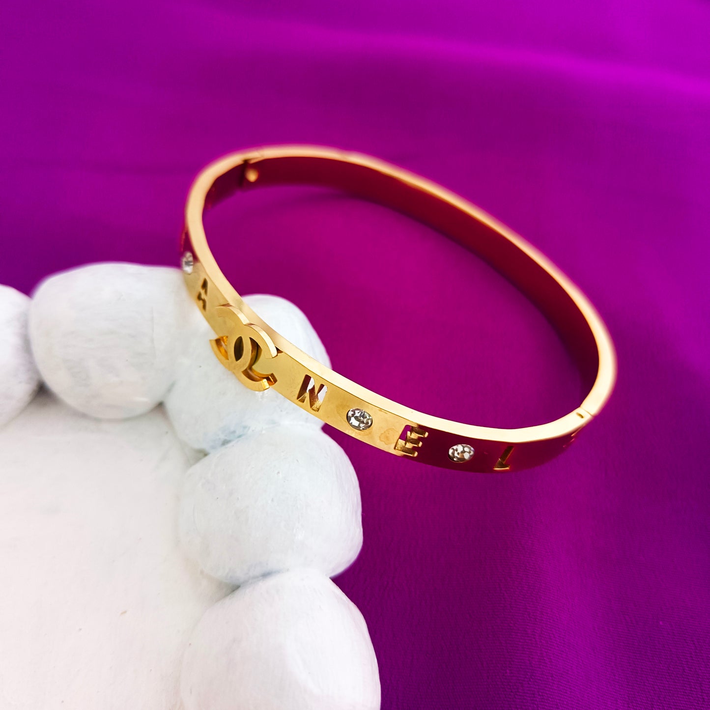 18K Real Gold-Plated Channel Stones Handcuff