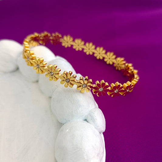 Golden Blossom Bangle Bracelet – 18K Gold Plated