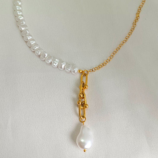 Half Gold, Half Pearl Necklace – Modern Pearl Choker with Cuban Chain