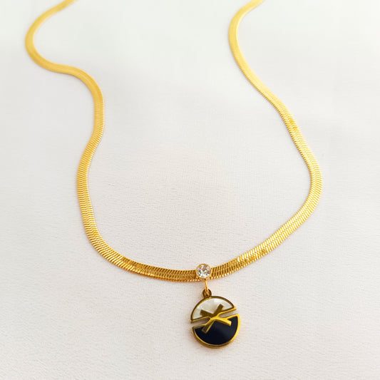 18K Gold-Plated Geometric Pendant Necklace – Clavicle Chain