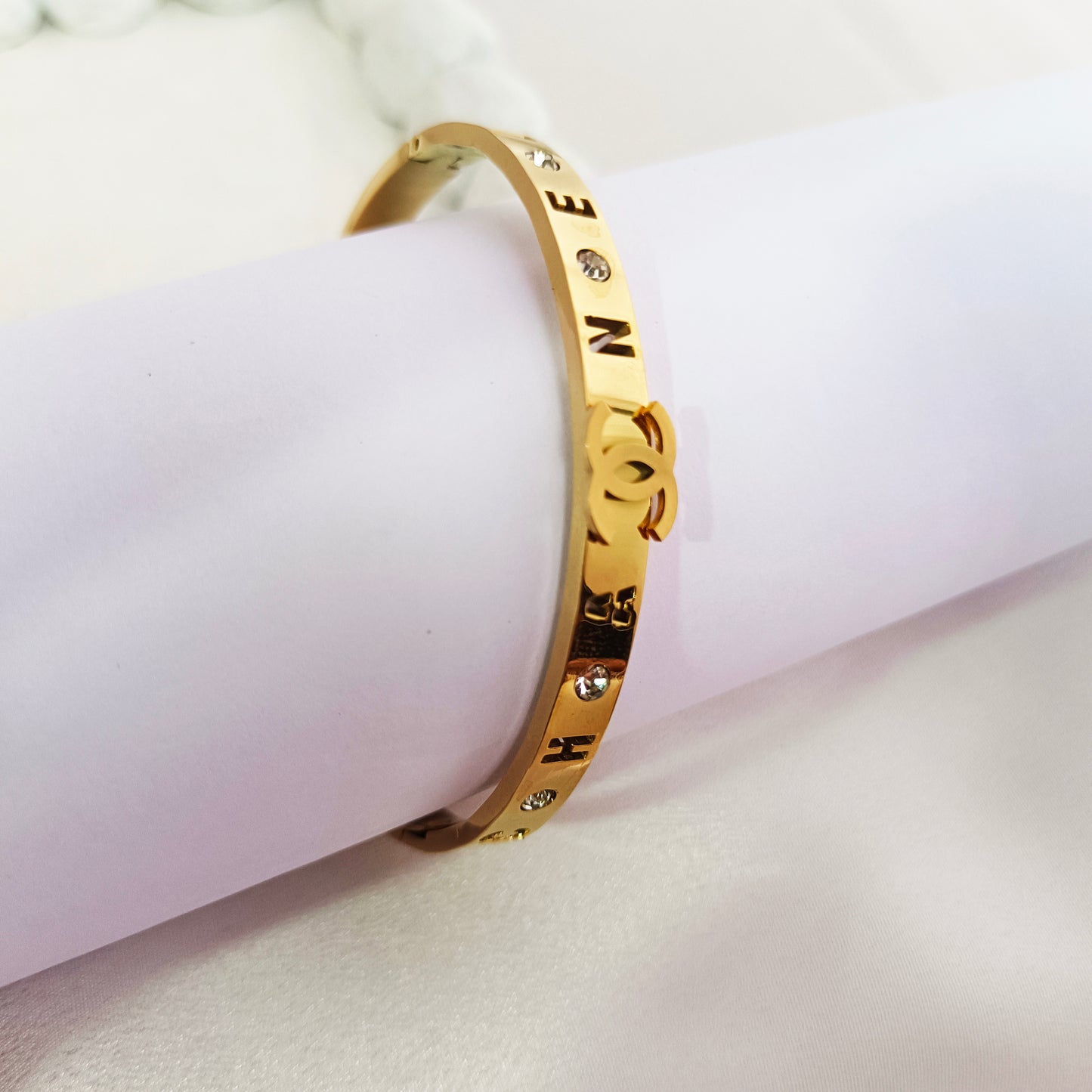 18K Real Gold-Plated Channel Stones Handcuff