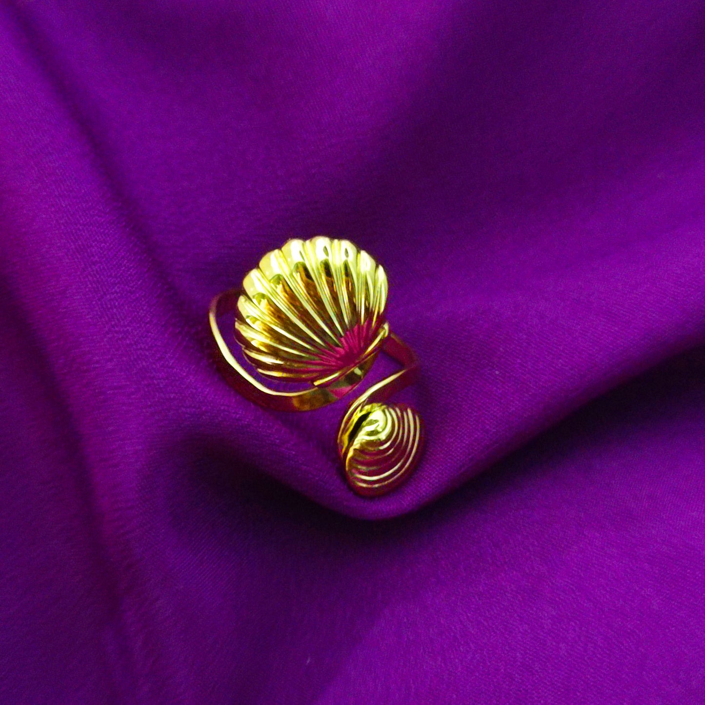 Ocean Whisper — 18K Gold-Plated Adjustable Ring