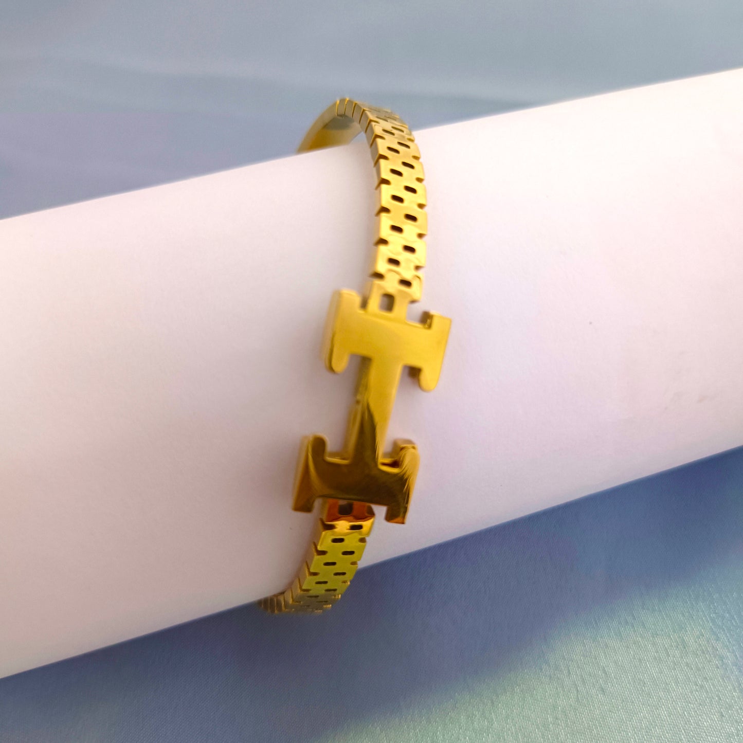 H Detay 18K Gold-Plated Bracelet – Minimalist Luxury Bangle