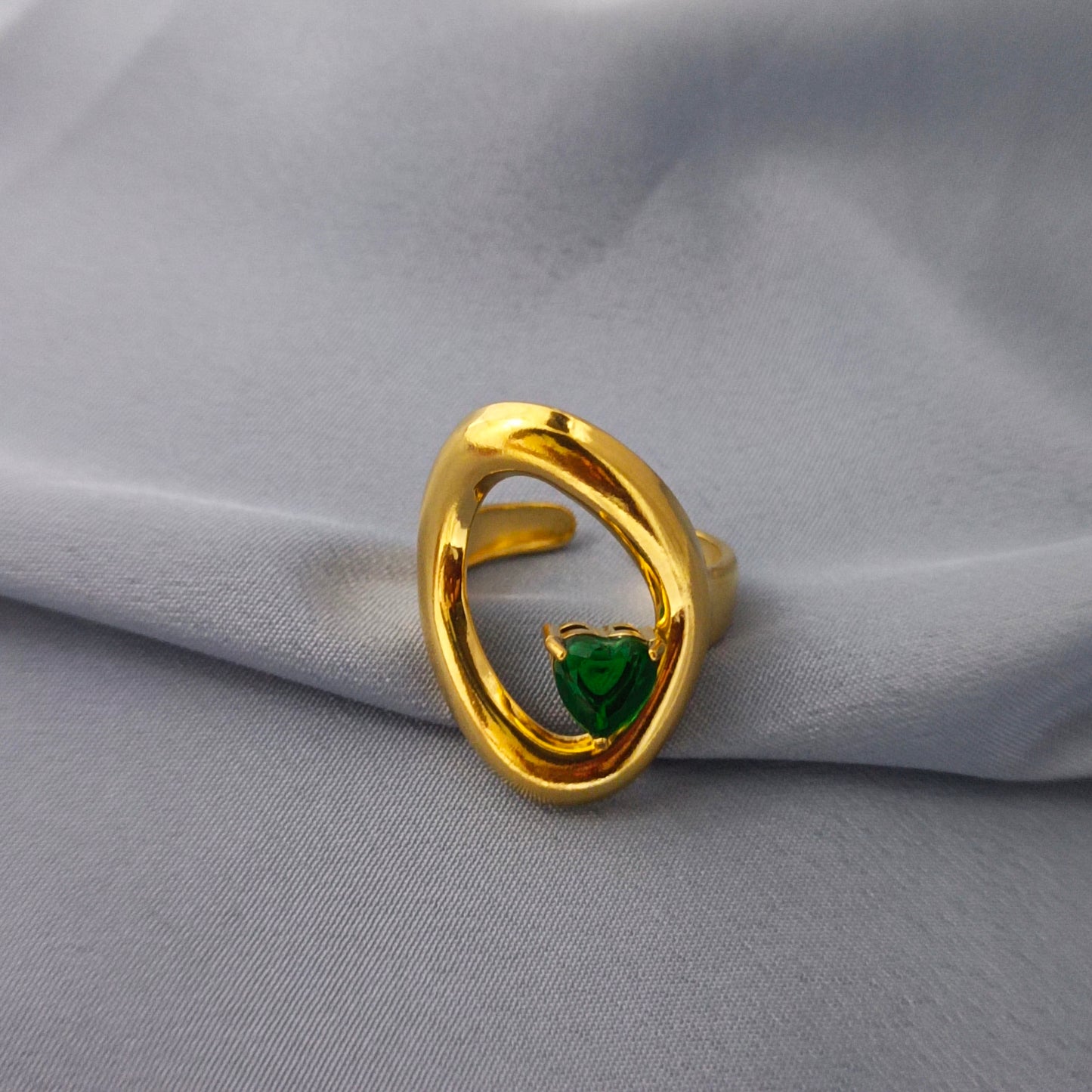 Premium 18K Gold-Plated Abstract Adjustable Ring with Emerald Stone
