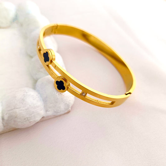 Pera Jewelry 18K Gold-Plated Zirconia Nail Cuff Bangle Bracelet