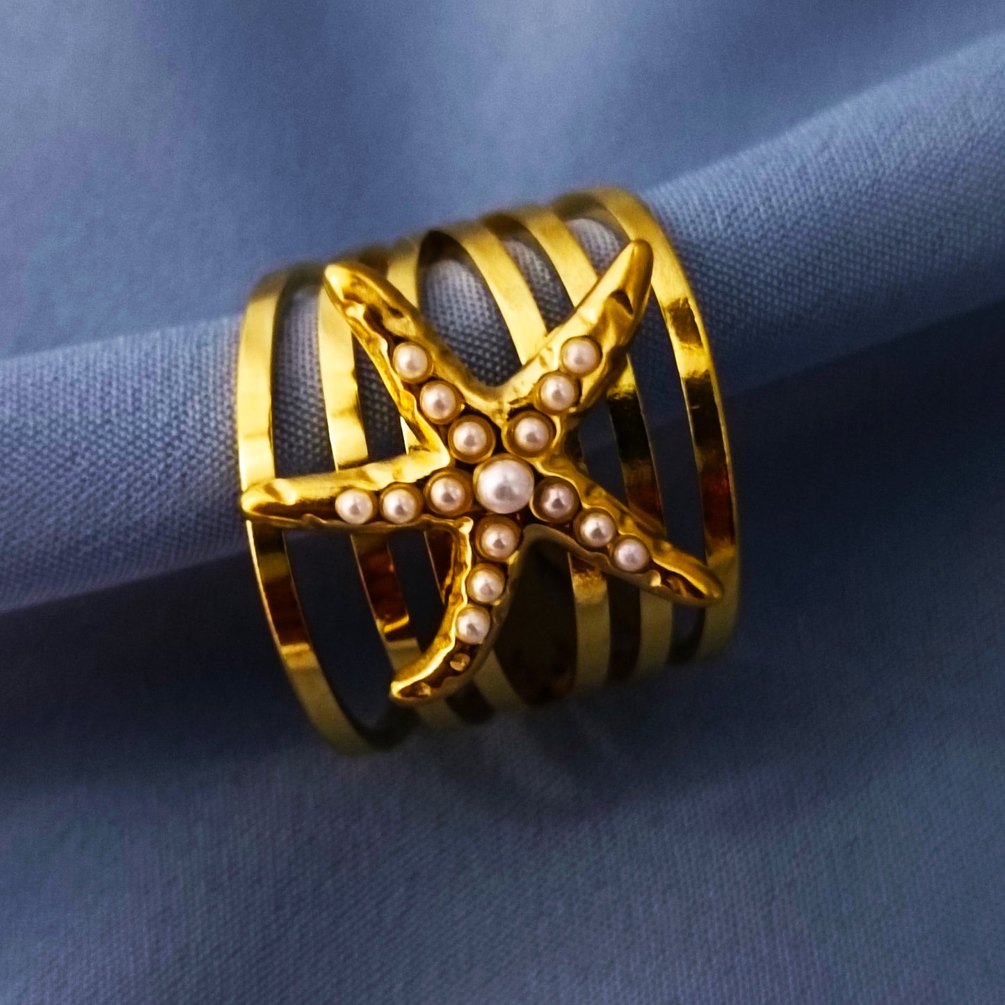 Gold Starfish Ring – 18K Gold-Plated Adjustable Ring
