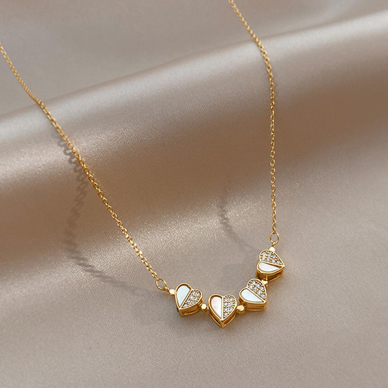 Fashion Heart-Shaped Clover Magnetic Pendant Necklace