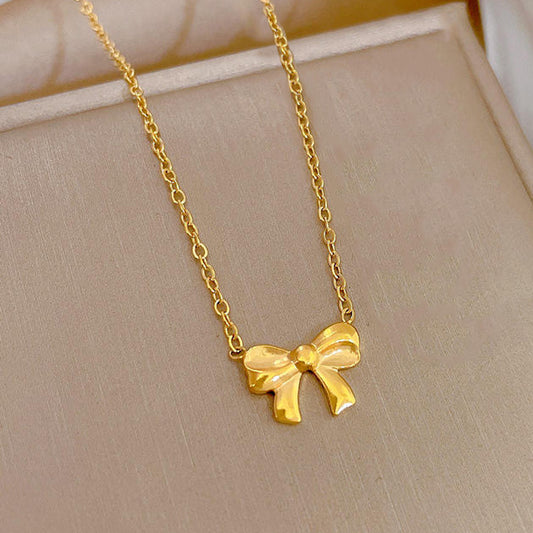 Minimalist Bow Necklace – 18K Gold Plated